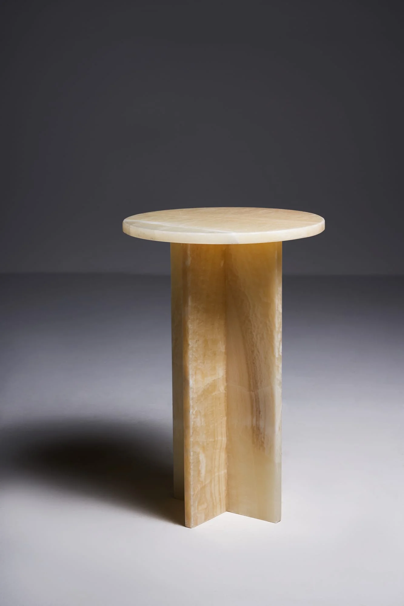 mediator_table_white_onyx_04