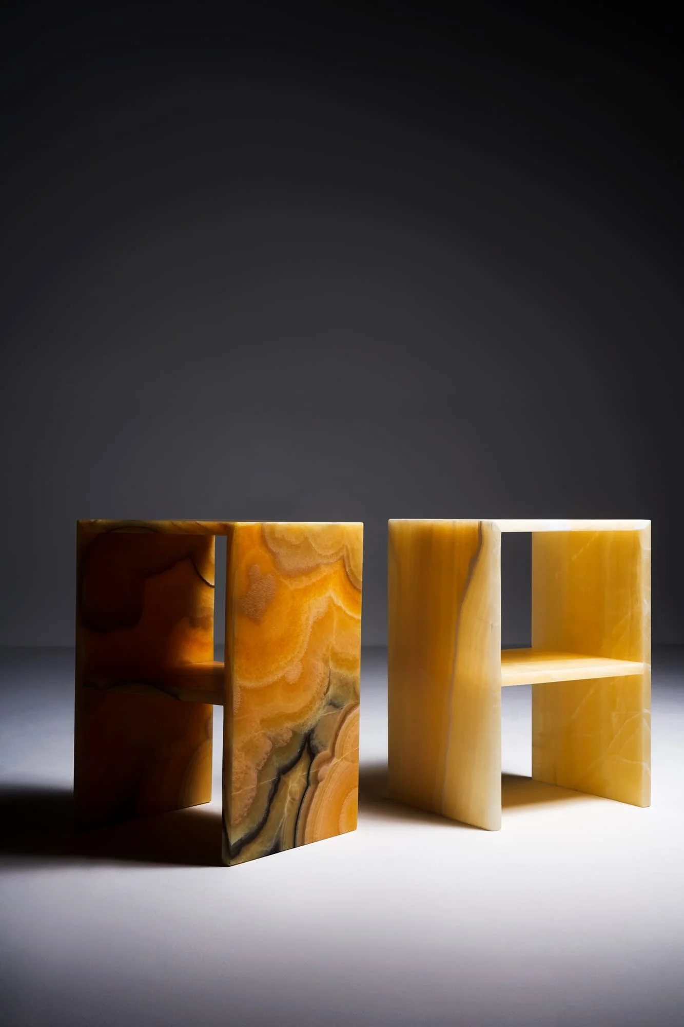 sideliner_table_honey_onyx_04