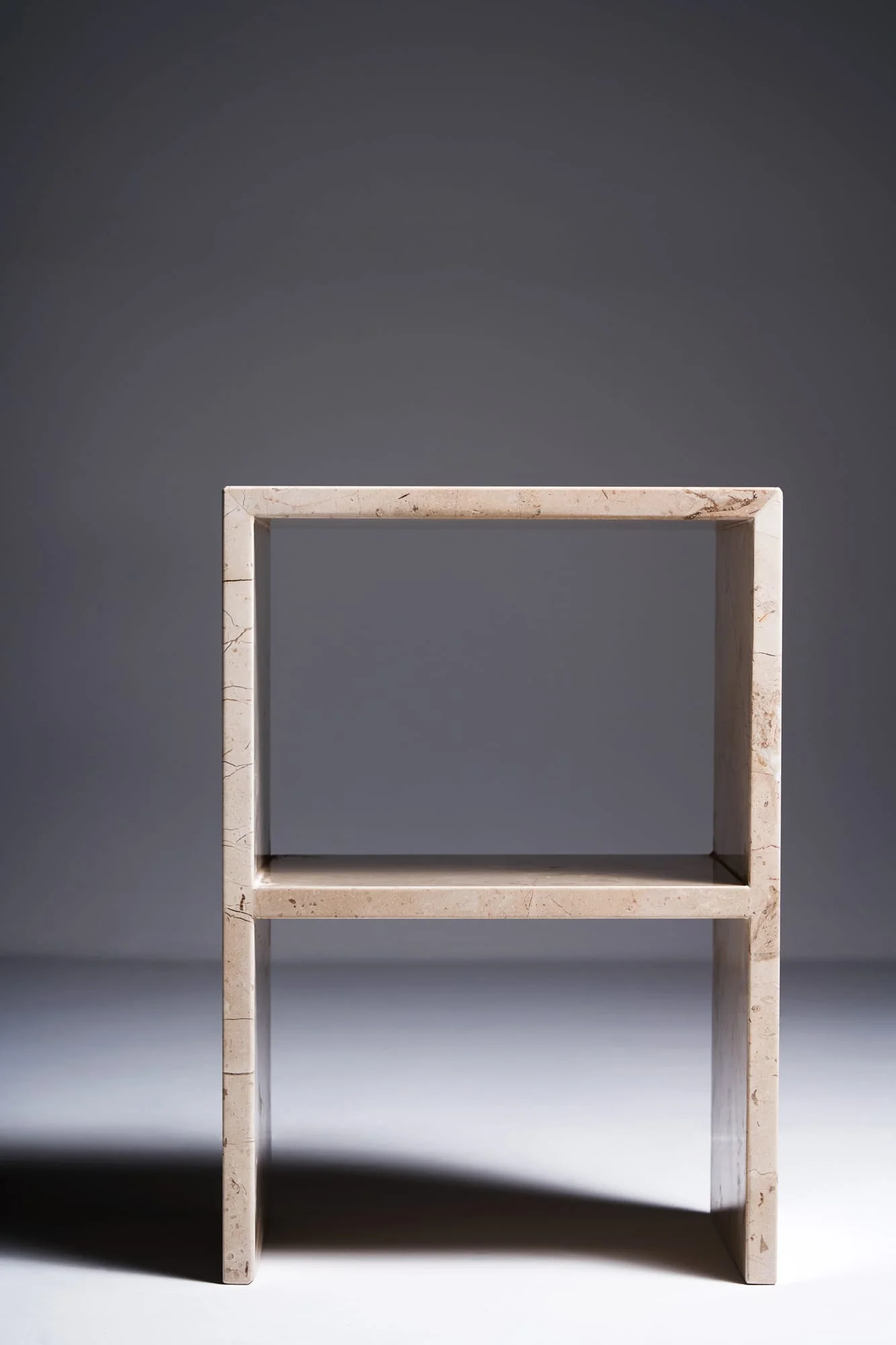 sideliner_table_maya_marmor_04